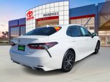 Used 2022 Toyota Camry SE image 4