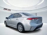 Used 2021 Toyota Corolla LE image 5
