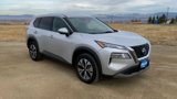 Used 2021 Nissan Rogue SV image 2