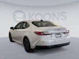 Used 2025 Toyota Camry XLE image 4