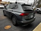 Used 2019 Volkswagen Tiguan SE w/ Panoramic Sunroof Package image 3