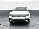Certified 2022 Volkswagen Tiguan SE image 2