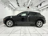 Certified 2024 Porsche Macan image 2