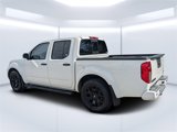 Used 2021 Nissan Frontier SV w/ Midnight Edition Floor Mats image 5