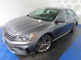 Used 2018 Volkswagen Passat 2.0T image 5