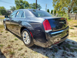 Used 2018 Chrysler 300 Touring image 4