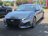 Used 2023 Nissan Altima 2.5 SV image 2