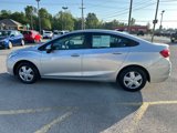 Used 2016 Chevrolet Cruze L image 4
