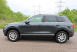 Used 2011 Volkswagen Touareg Sport image 2