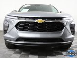 Used 2024 Chevrolet Trax LT w/ LT Convenience Package image 2
