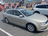 Used 2013 Volkswagen Jetta SE image 2