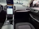 Certified 2024 Ford Edge SE image 6