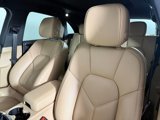 Used 2022 Porsche Macan image 5