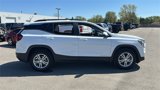 Certified 2022 GMC Terrain SLE w/ Driver Convenience Package image 2