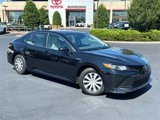 Used 2020 Toyota Camry LE image 2