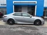 Used 2023 Toyota Camry SE image 3