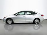 Used 2022 Toyota Corolla LE image 4