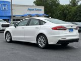Used 2019 Ford Fusion SE image 3