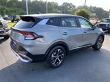 Used 2024 Kia Sportage EX image 3