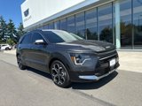 Used 2024 Kia Niro SX Touring image 3