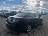 Used 2018 Ford Taurus SEL image 4