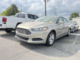 Used 2015 Ford Fusion SE image 3