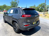 Used 2017 Jeep Cherokee Latitude w/ Cold Weather Group image 5