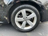 Used 2015 Volkswagen Passat 1.8T Limited Edition image 5