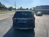 Used 2016 Ford Explorer XLT image 4