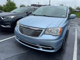 Used 2013 Chrysler Town & Country Touring image 2