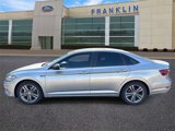 Used 2020 Volkswagen Jetta R-Line w/ R-Line Cold Weather Package image 4
