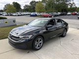 Used 2024 Volkswagen Jetta SE image 3