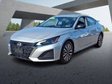 Used 2024 Nissan Altima 2.5 SV image 3