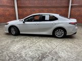 Used 2018 Toyota Camry LE image 2