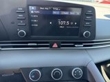 Used 2025 Hyundai Elantra SE image 4