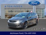 Used 2018 Chrysler Pacifica Touring-L Plus w/ S Appearance Package image 1