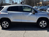 Used 2022 Chevrolet Trax LT w/ Driver Confidence Package image 6