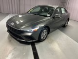 New 2025 Hyundai Elantra SE image 3