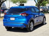 Used 2021 Nissan Kicks S image 3