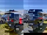 Used 2018 Chevrolet Suburban LT image 6
