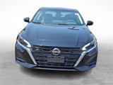 Used 2023 Nissan Altima 2.5 SV image 2