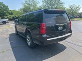 Used 2017 Chevrolet Suburban LT image 4
