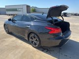 Used 2017 Nissan Maxima Platinum image 4