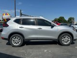 Used 2019 Nissan Rogue SV image 4