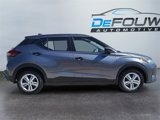 New 2025 Nissan Kicks Play S image 2
