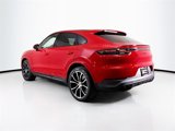 Certified 2021 Porsche Cayenne Coupe image 3