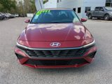 Used 2024 Hyundai Elantra SEL image 3