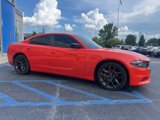 Used 2019 Dodge Charger SXT image 4