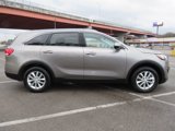 Used 2018 Kia Sorento LX image 4