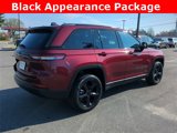 Used 2023 Jeep Grand Cherokee Limited w/ Black Appearance Package image 4